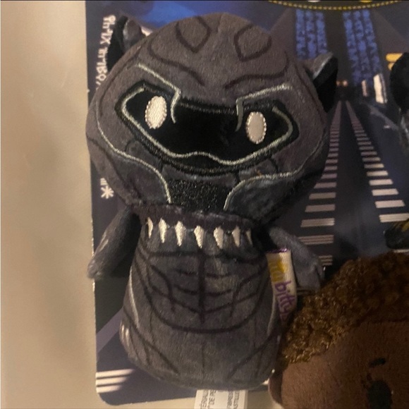 Hallmark Black Panther IttyBittys Lot: Black Panther, Erik Killmonger & Nakia - Picture 2 of 9